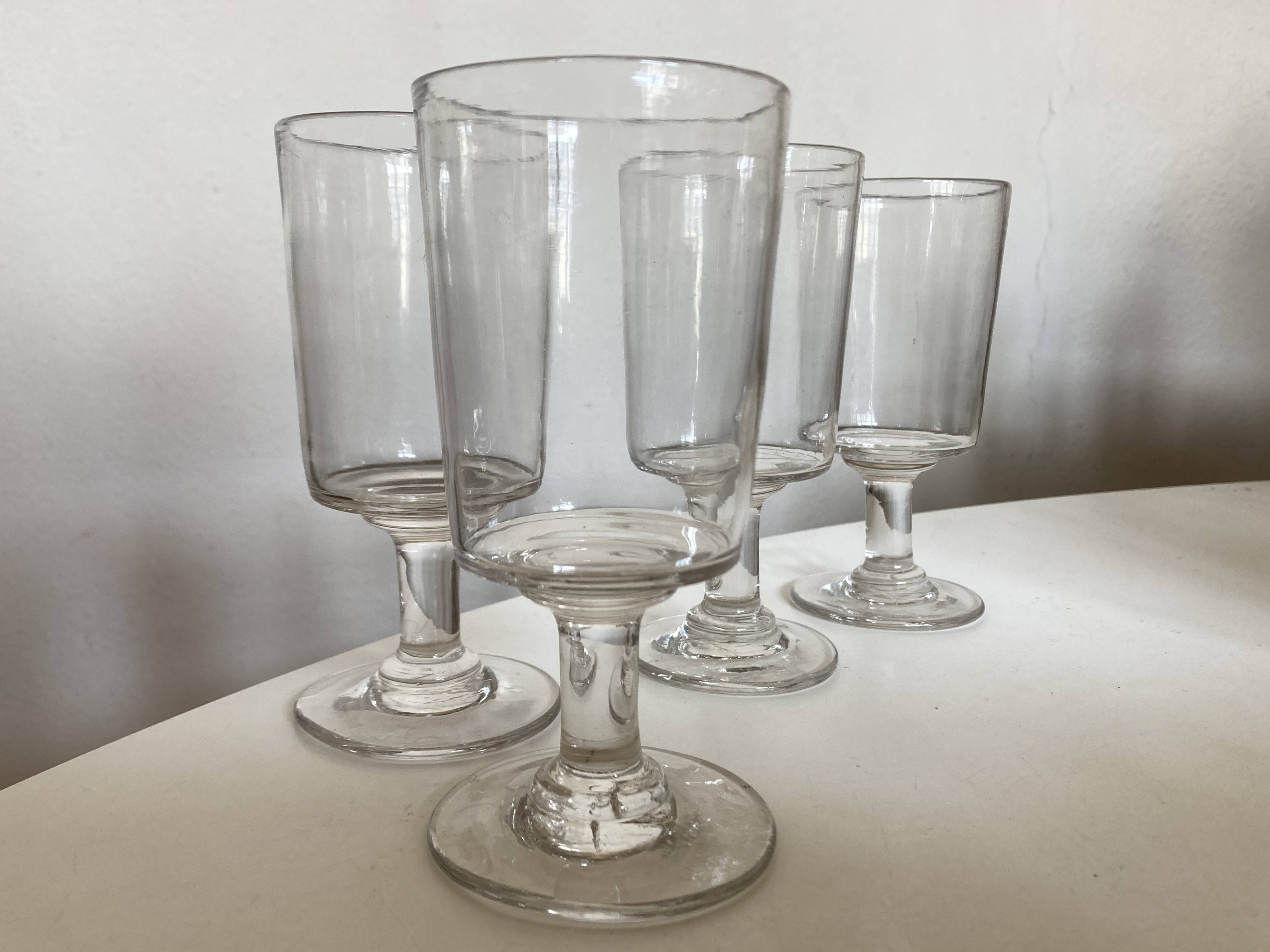 Set de 4 verres rouleau 19e en verre irrégulier