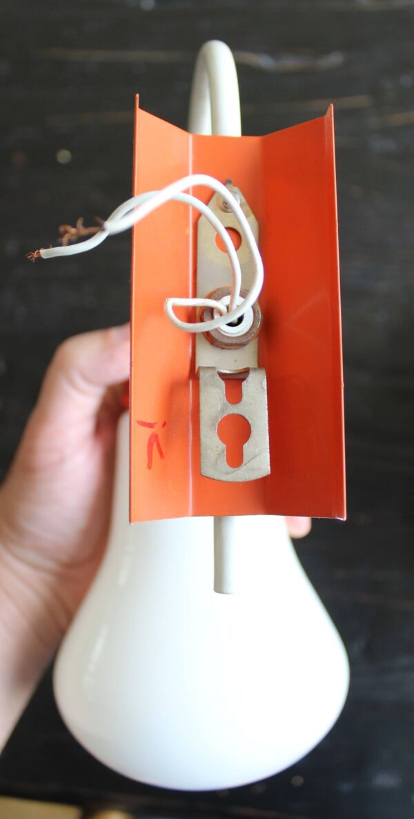 Ancienne paire d'appliques design 70 orange forme d'ampoule vintage