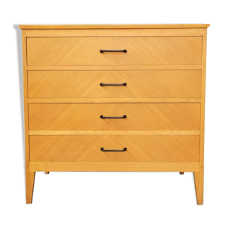 Vintage chest of drawers