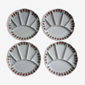 4 Plates a berry porcelain hors d'oeuvre