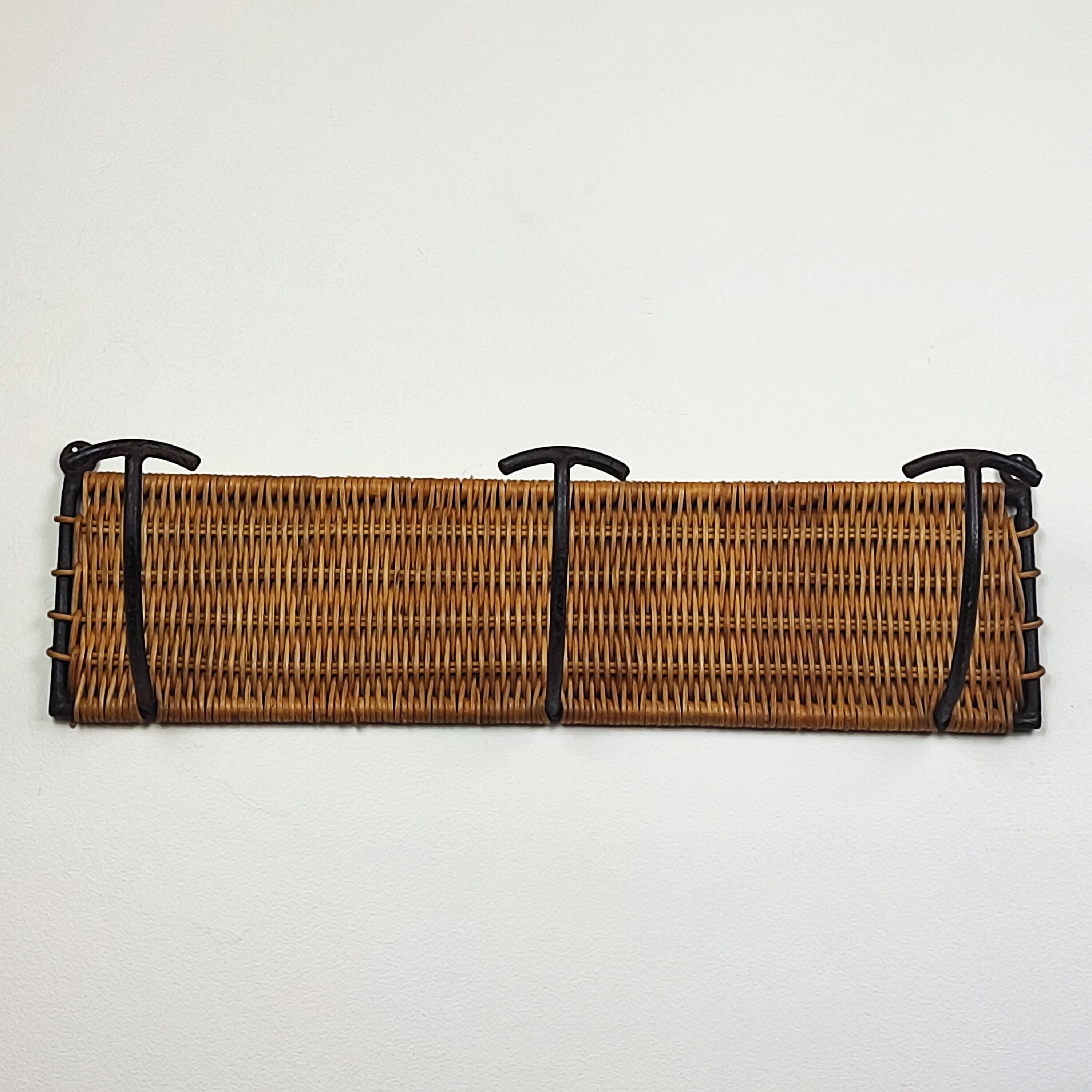Wall-mounted rattan coat rack 50/60'