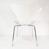 Designer chair, butterfly model 3107, Fritz Hansen, designed by A. Jacobsen
