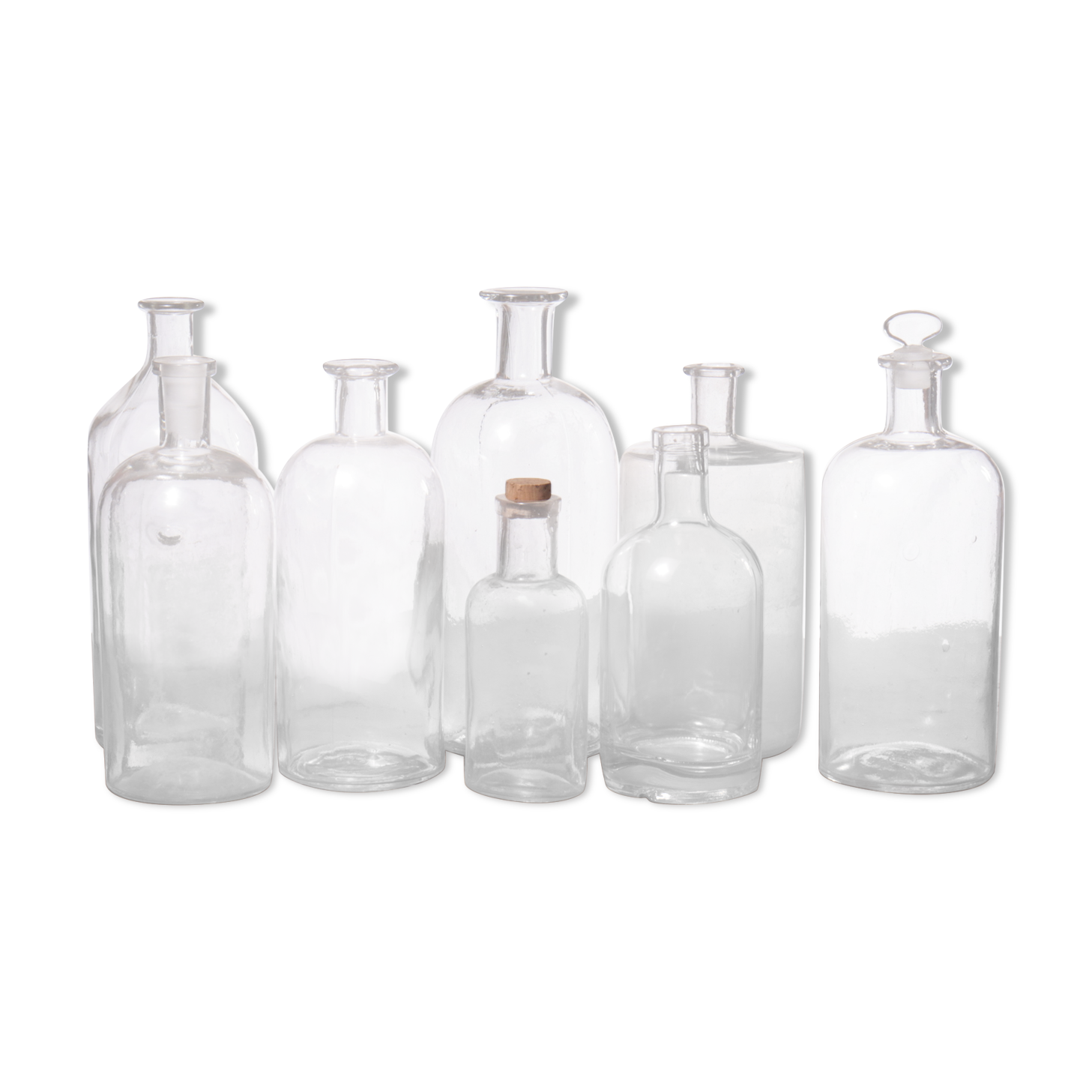 Set of pharmacy vials and wicker trunk