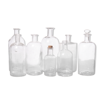 Set of pharmacy vials and wicker trunk