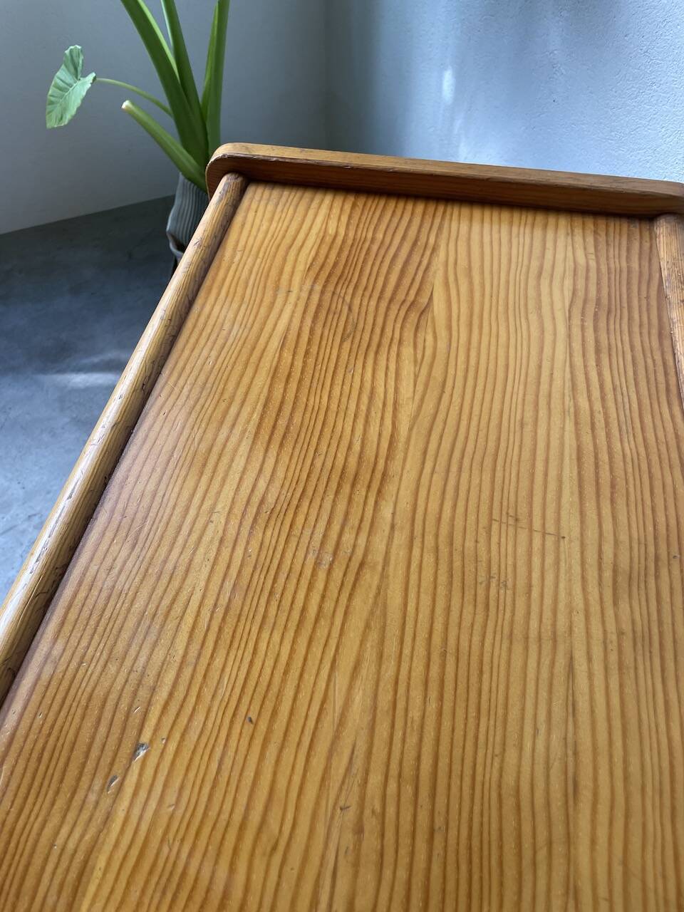 1980s pine chest of drawers