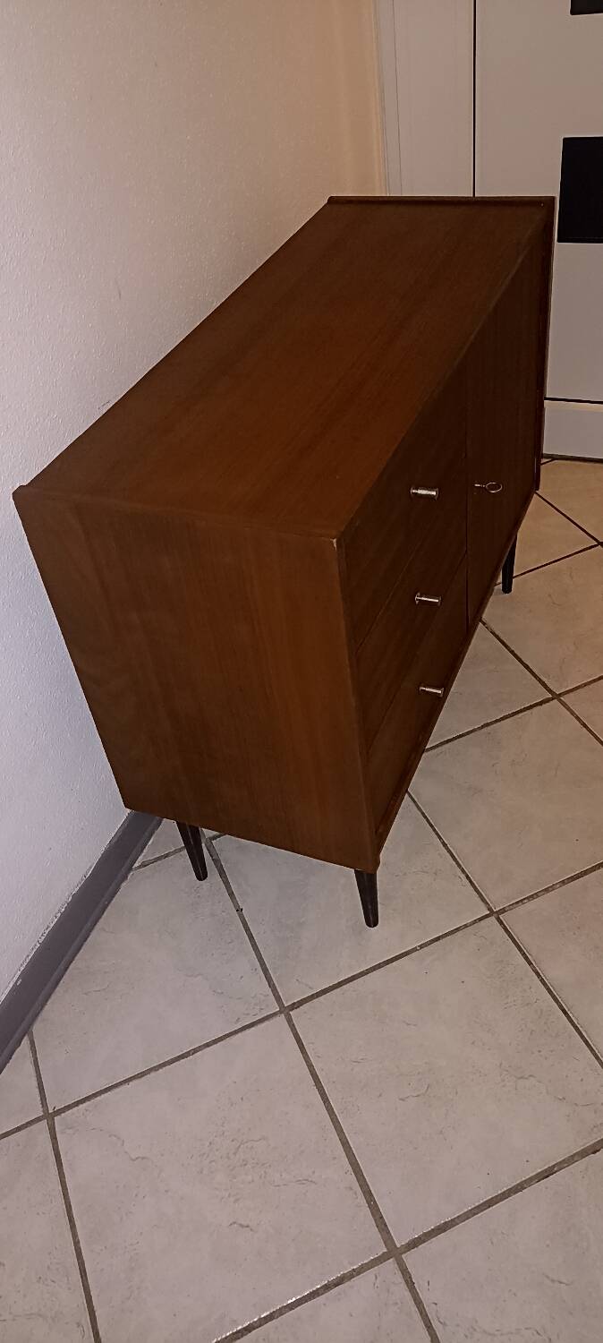 Meuble vintage scandinave