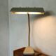 Lampe de bureau industrielle