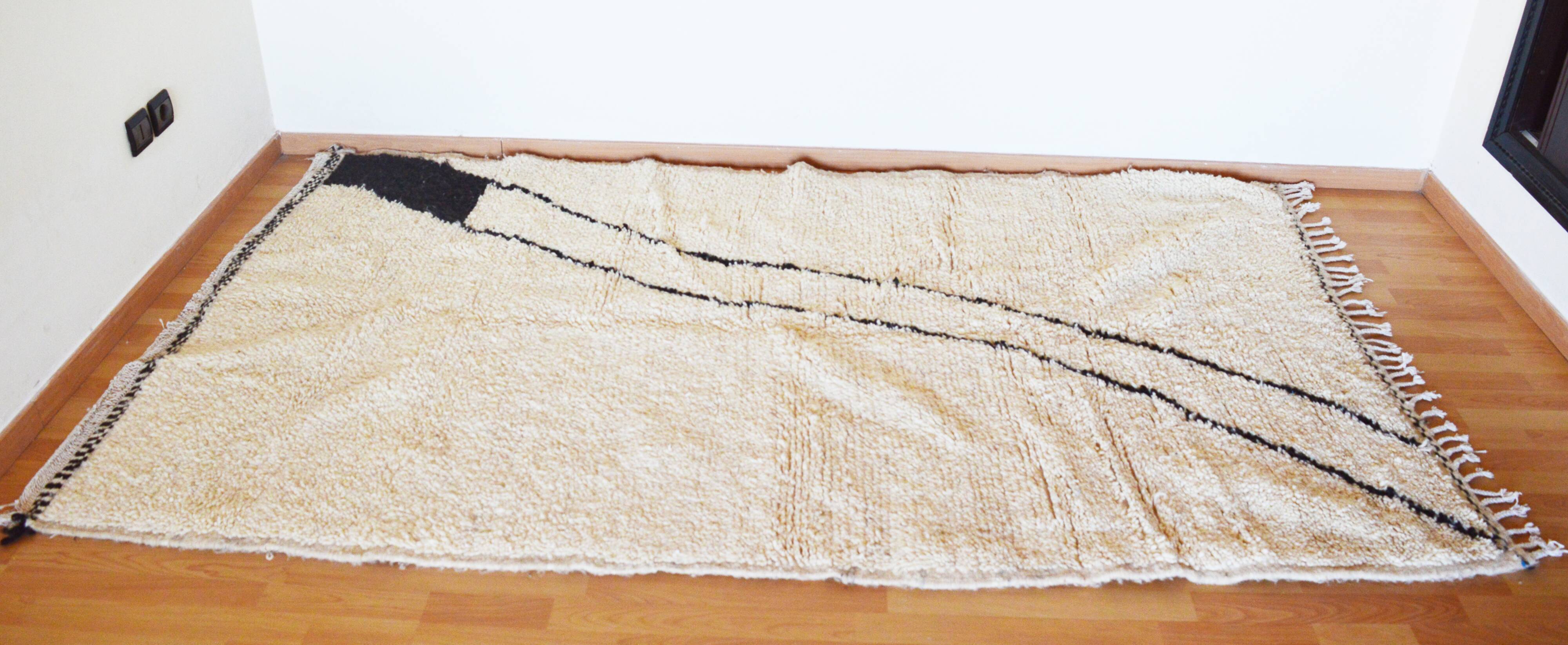 Moroccan berber carpet 250x150cm