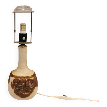 Ceramic table lamp designed by Axel Larsen Denmark for his own company Axella 1970s