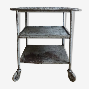 Industrial serving table