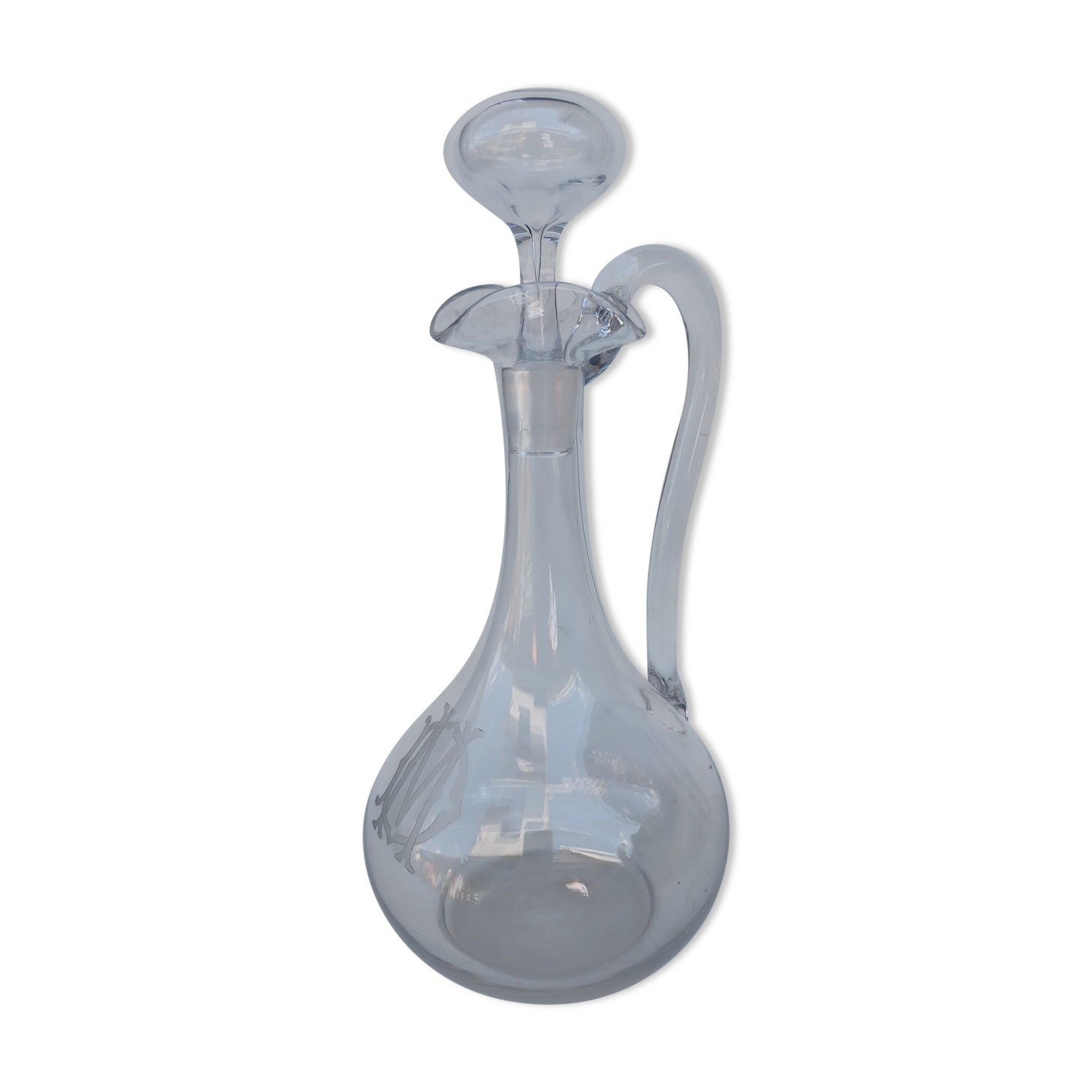 Baccarat crystal ewer, Balloon shape, circa 1910