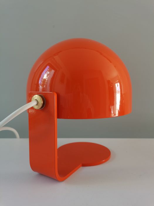 Guzzini table lamp