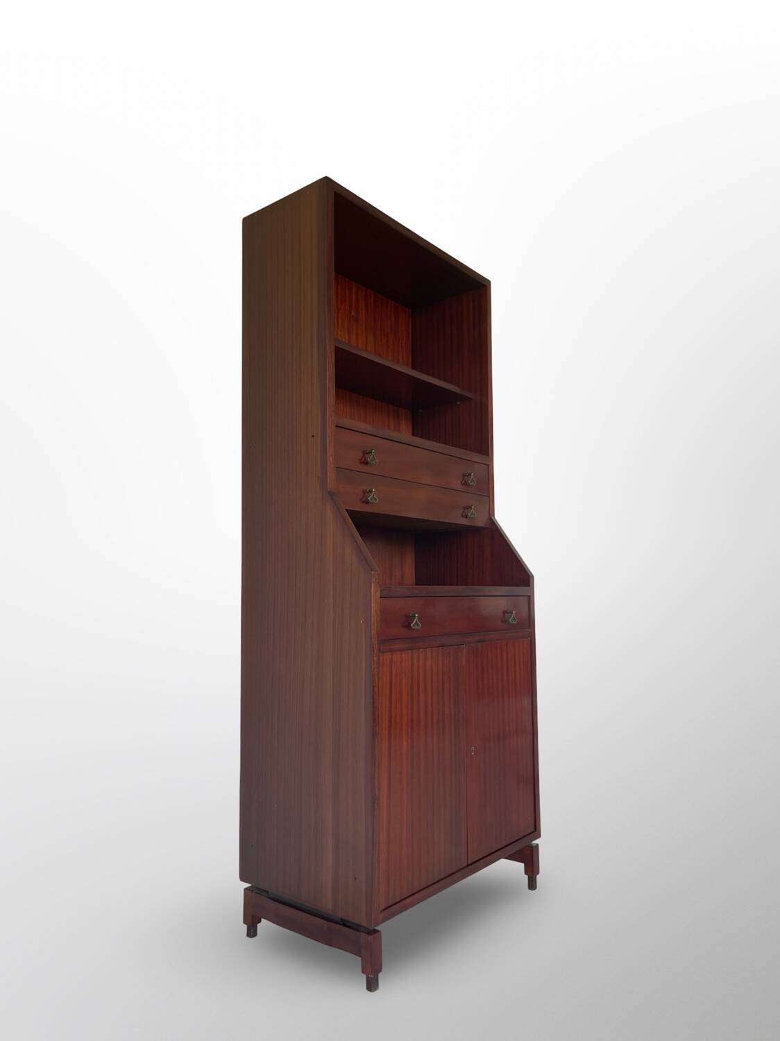 Bibliothèque italienne en bois et placage d'acajou, années 1960.