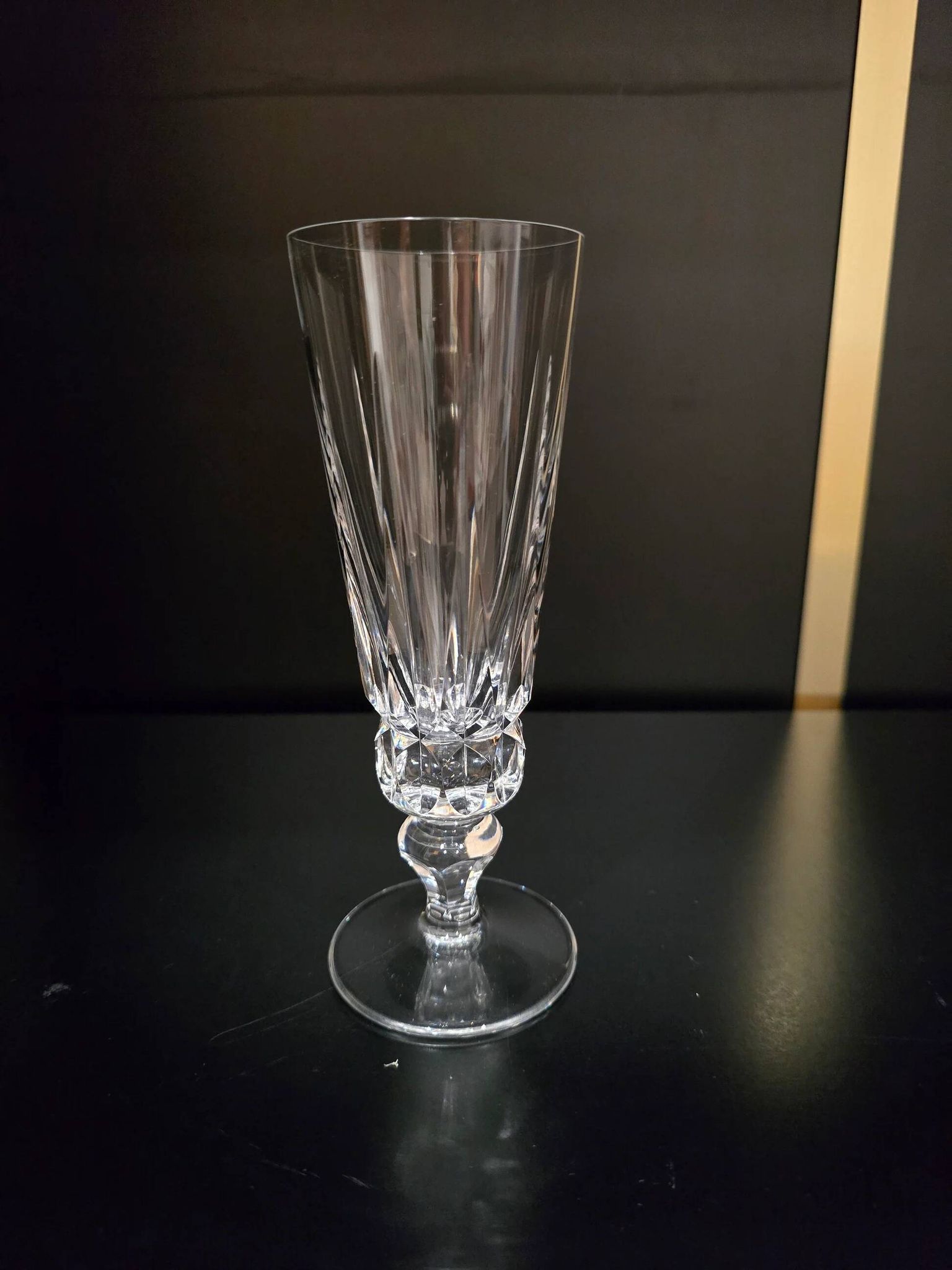 12 Saint-Louis Guernesey model champagne flutes in cut crystal