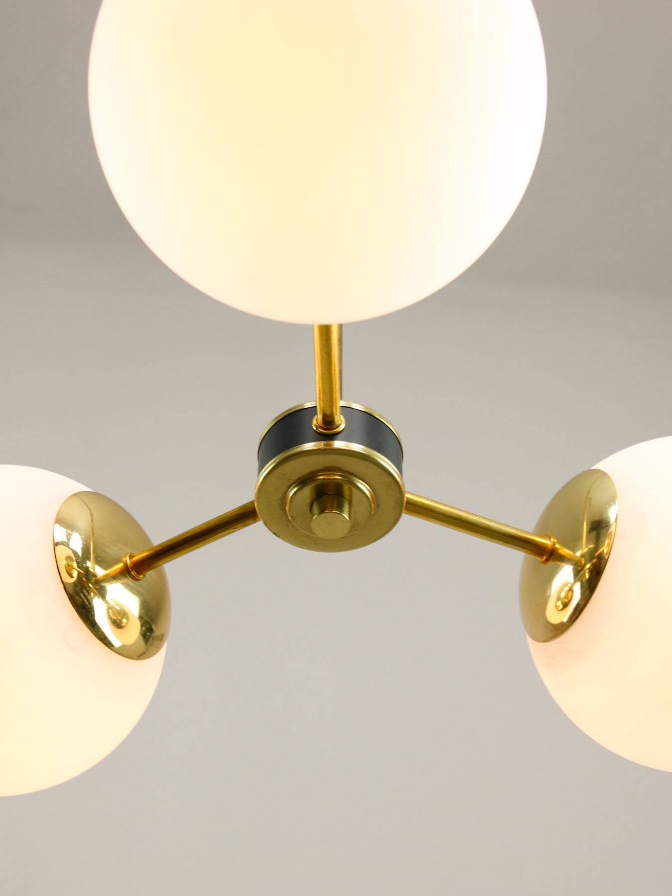 Mid-Century Modern Italian Chandelier in Brass and Opaline Glass, 1960s