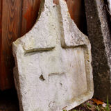 Ancient sink stone in drom stone