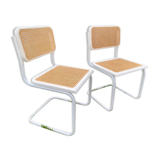 Chaises cescas blanches