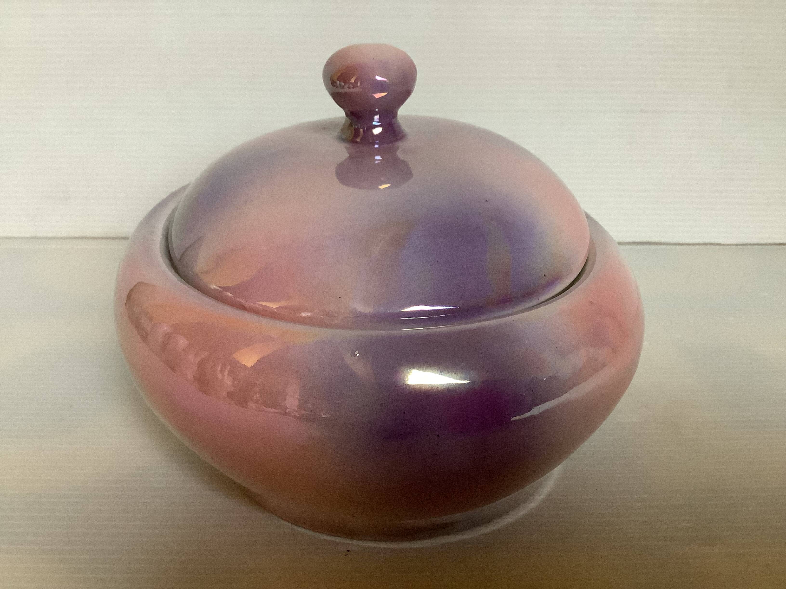 Oval box pink purple pearl iridescent 70s