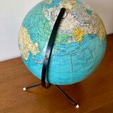 Girard and Barrère terrestrial globe