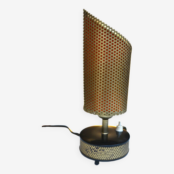 Lampe métal perforé Télé ambiance années 50