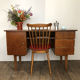 Bureau vintage en bois foncé
