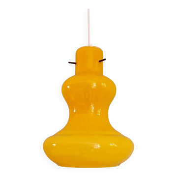 Suspension vintage en opaline jaune, Italie, 1960-70
