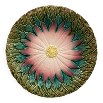 Antique Orchies daisy slip plate late 19th century
