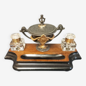 Inkwell in cut crystal and rosewood late nineteenth century