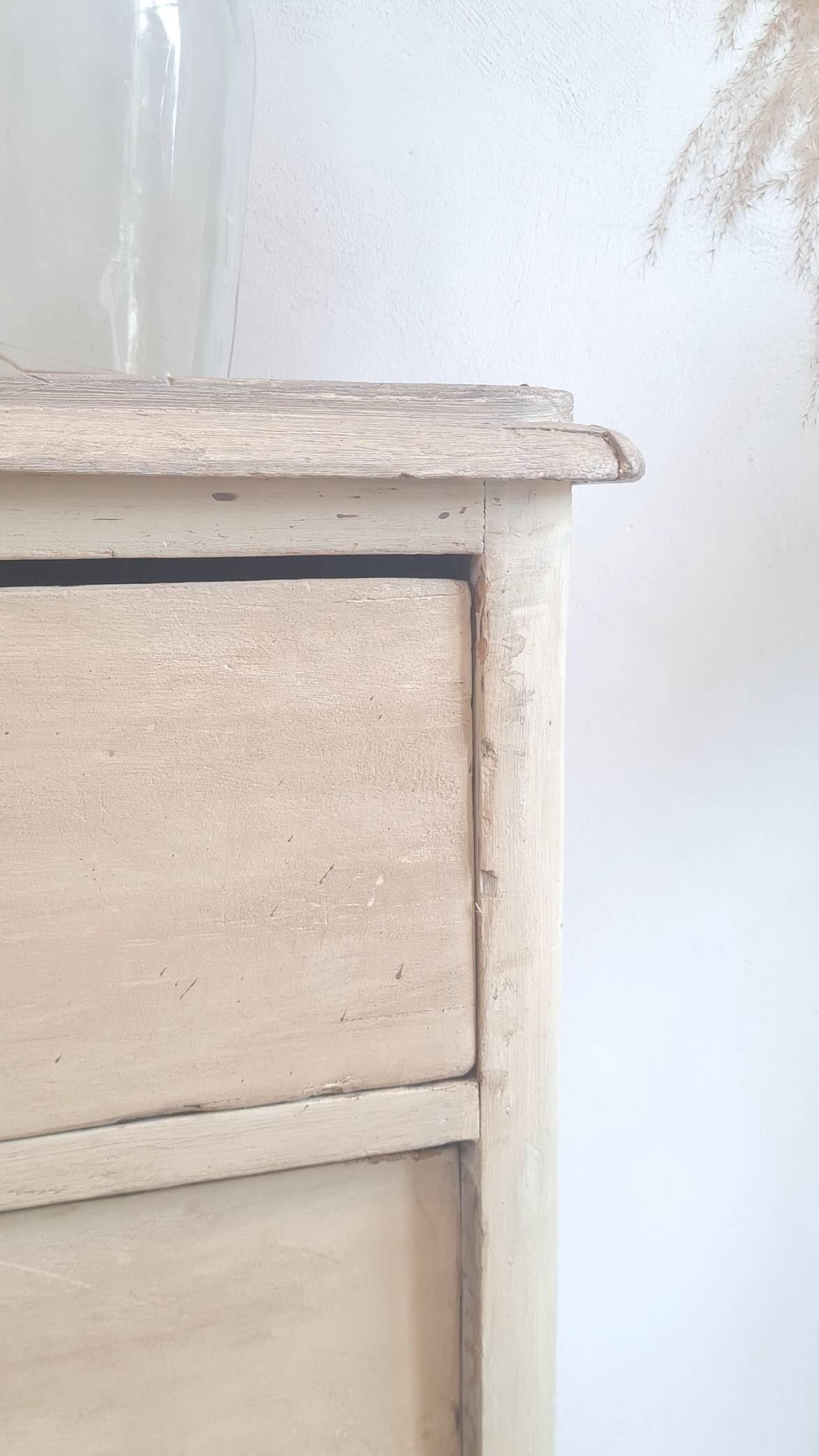 Commode ancienne de style anglais