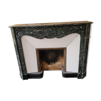 Green and black marble fireplace pompadour style