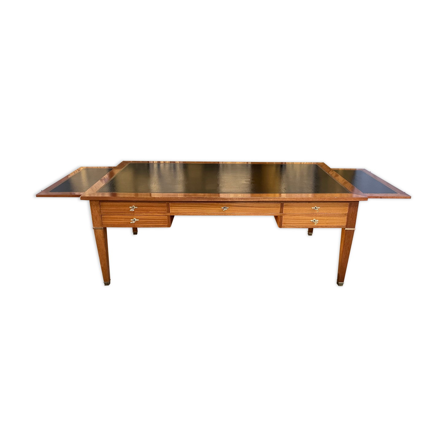 Restored Louis XVI style flat office