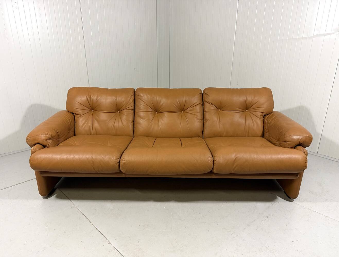 Canapé Coronado en cuir de Tobia et Afra Scarpa pour B&B Italia