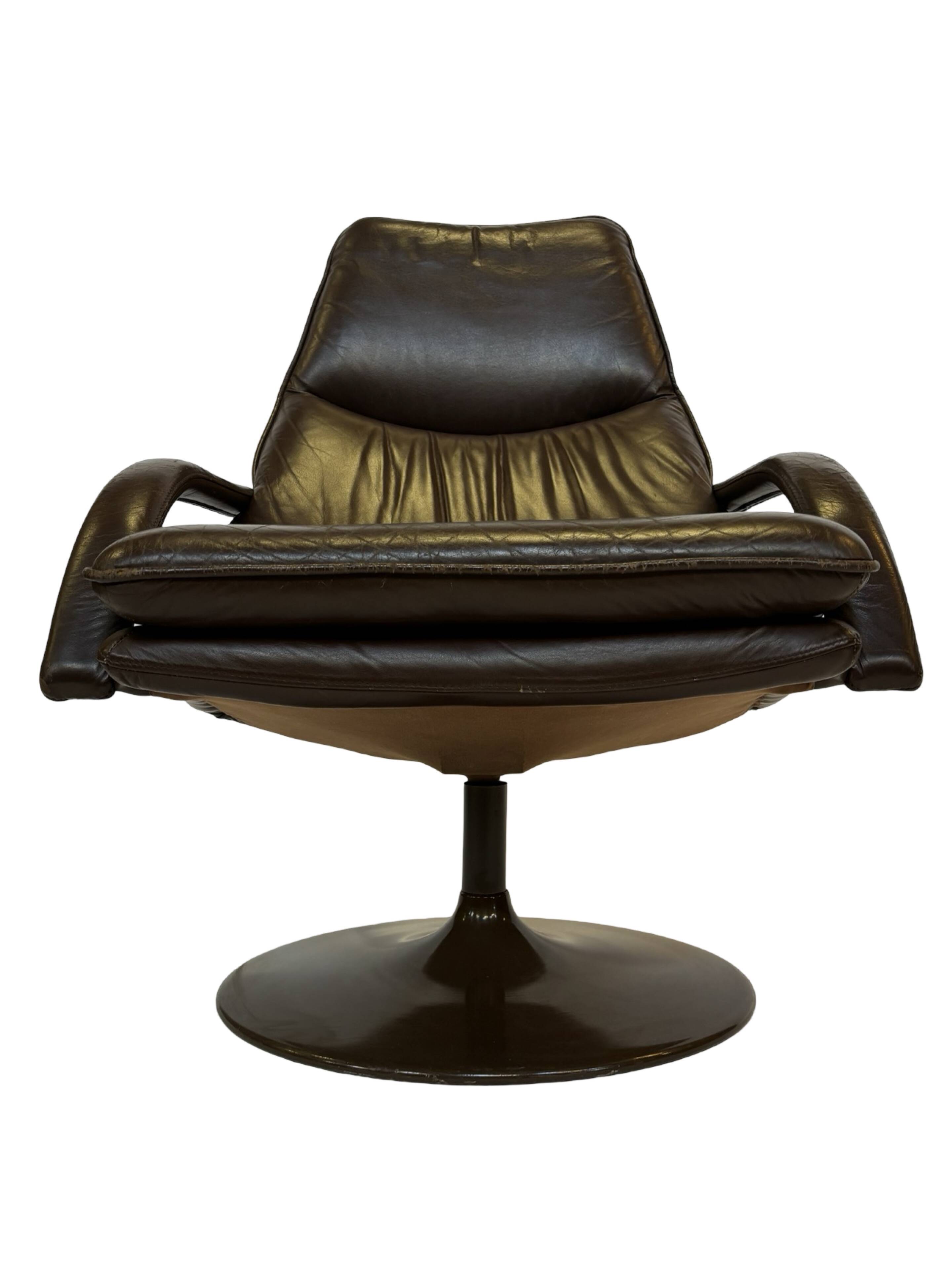 Vintage Artifort lounge chair Geoffrey Harcourt Design Easy Chair