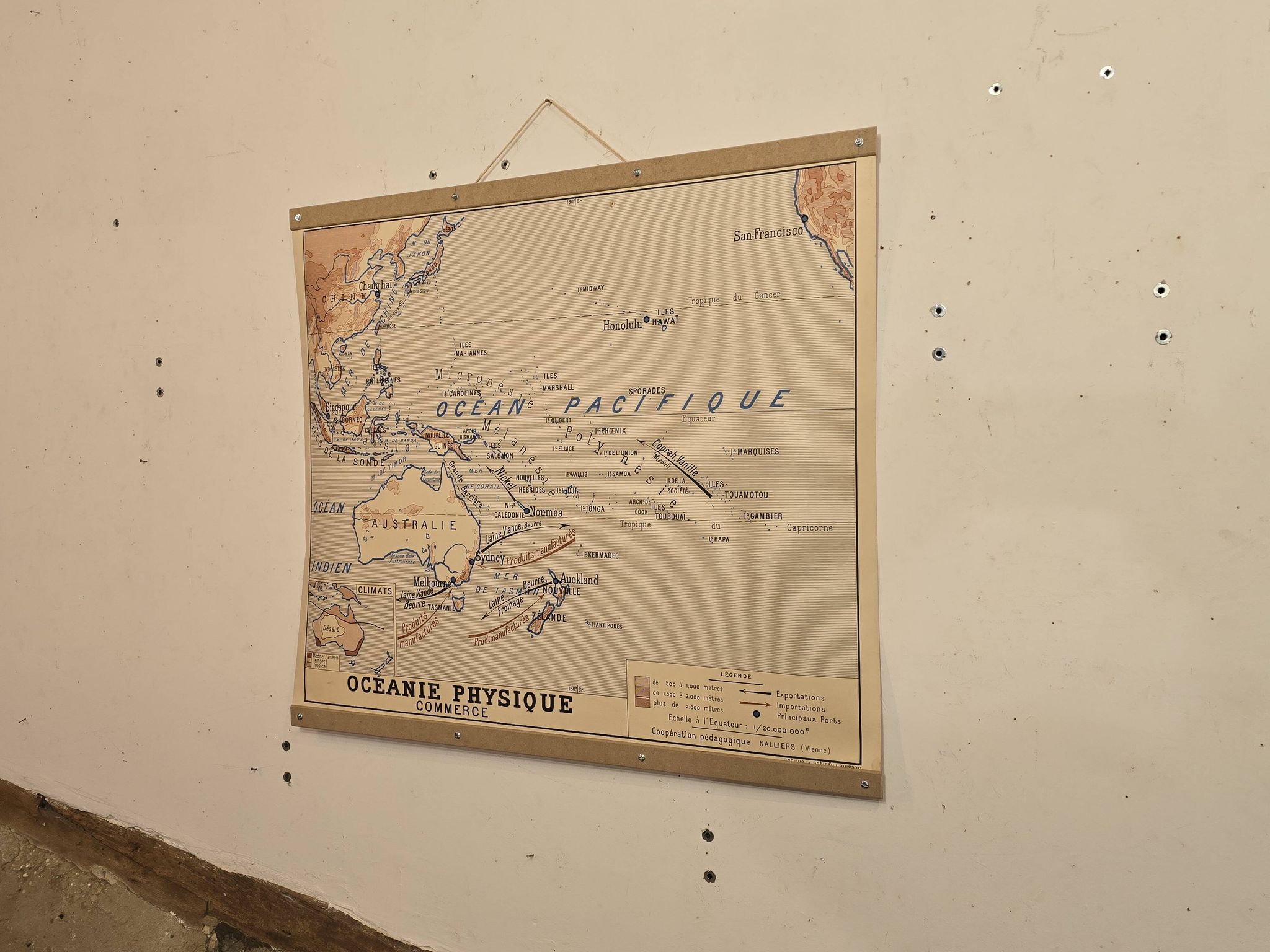 Ancienne carte de géographie carte d'école Océanie politique et physique co