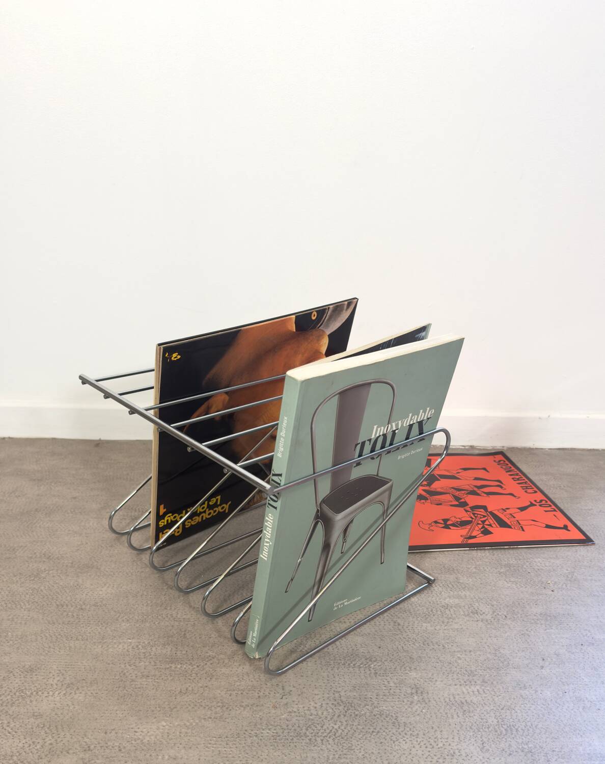 Magazine / vinyl rack