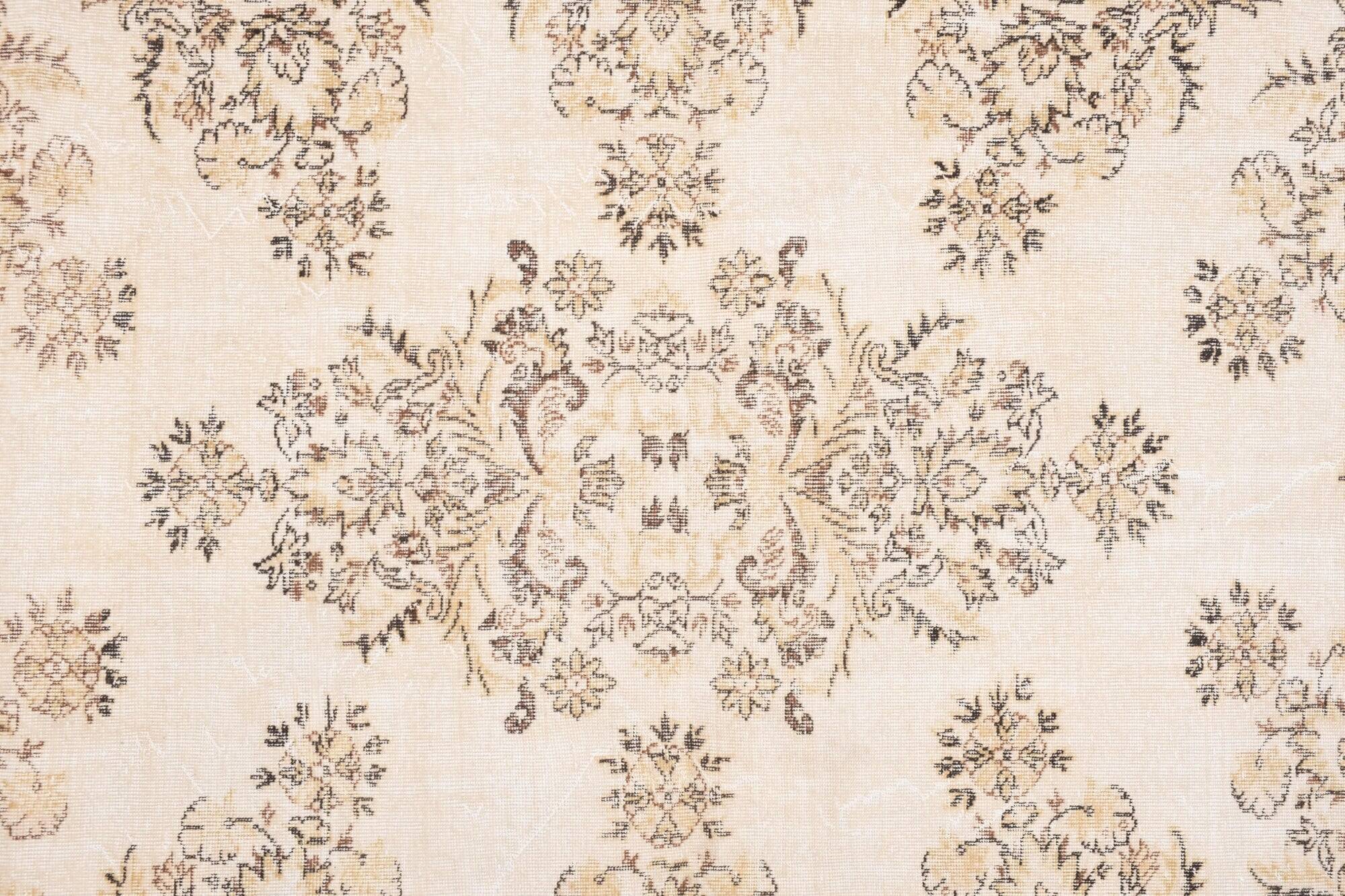 Vintage Turkish Oushak rug 211x320 cm
