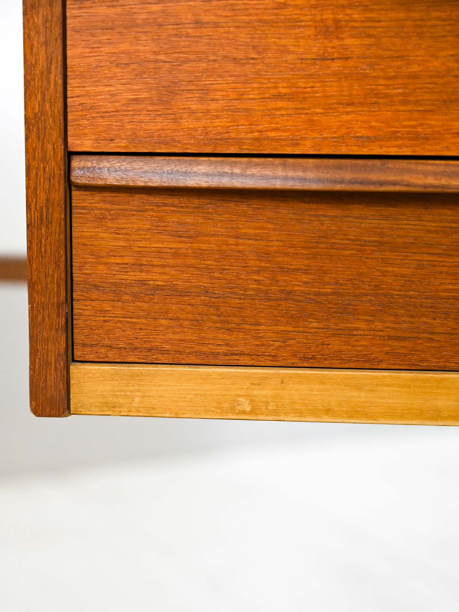 Vintage desk with drawers