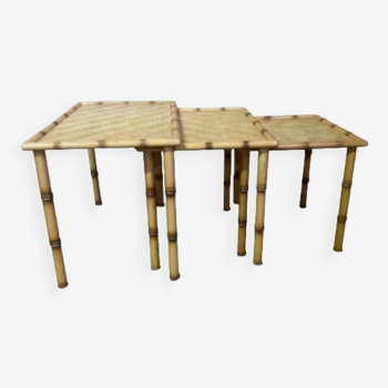 Table gigogne bambou