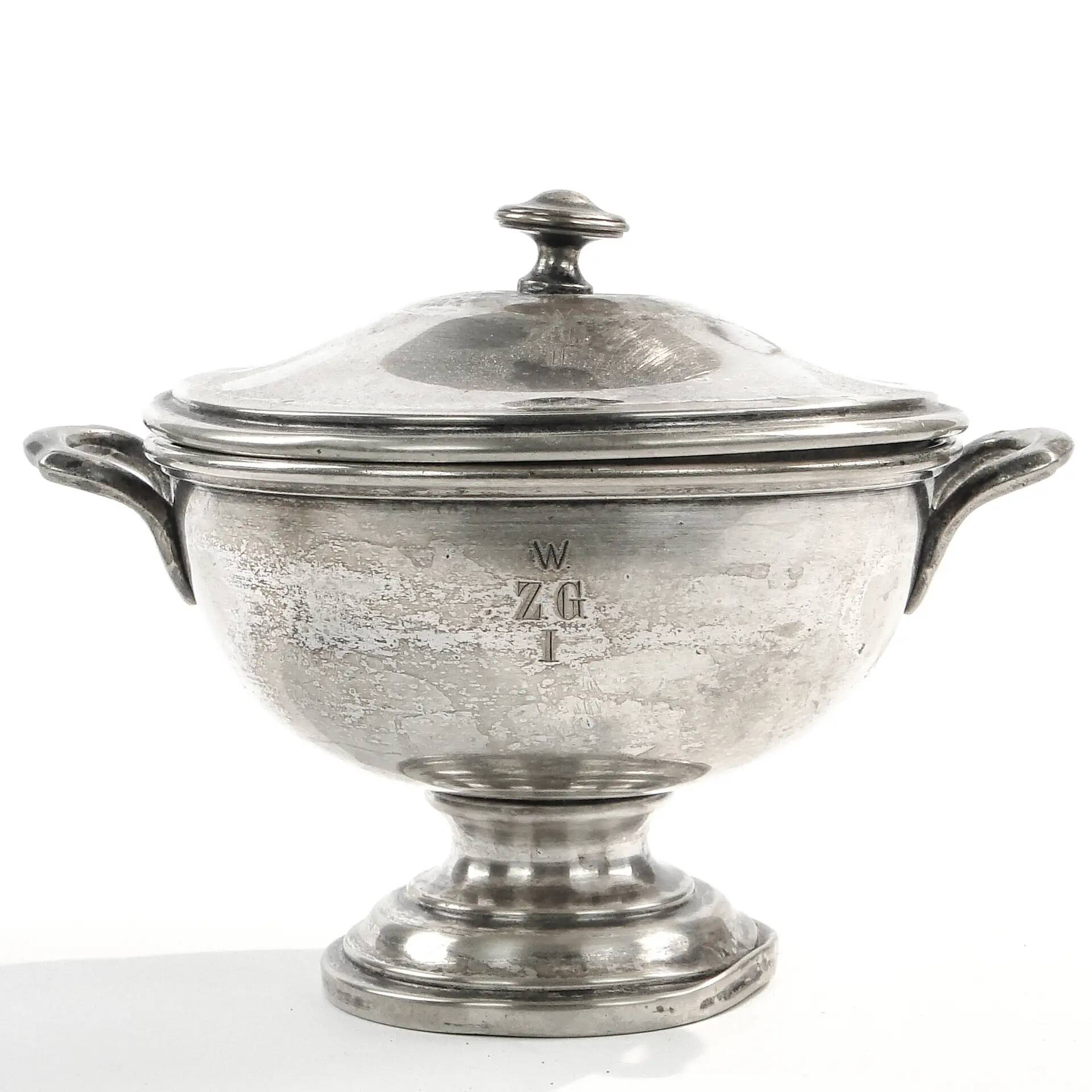 Soup tureen, Art Deco, silver-plated brass, Norblin, Poland, 1930s
