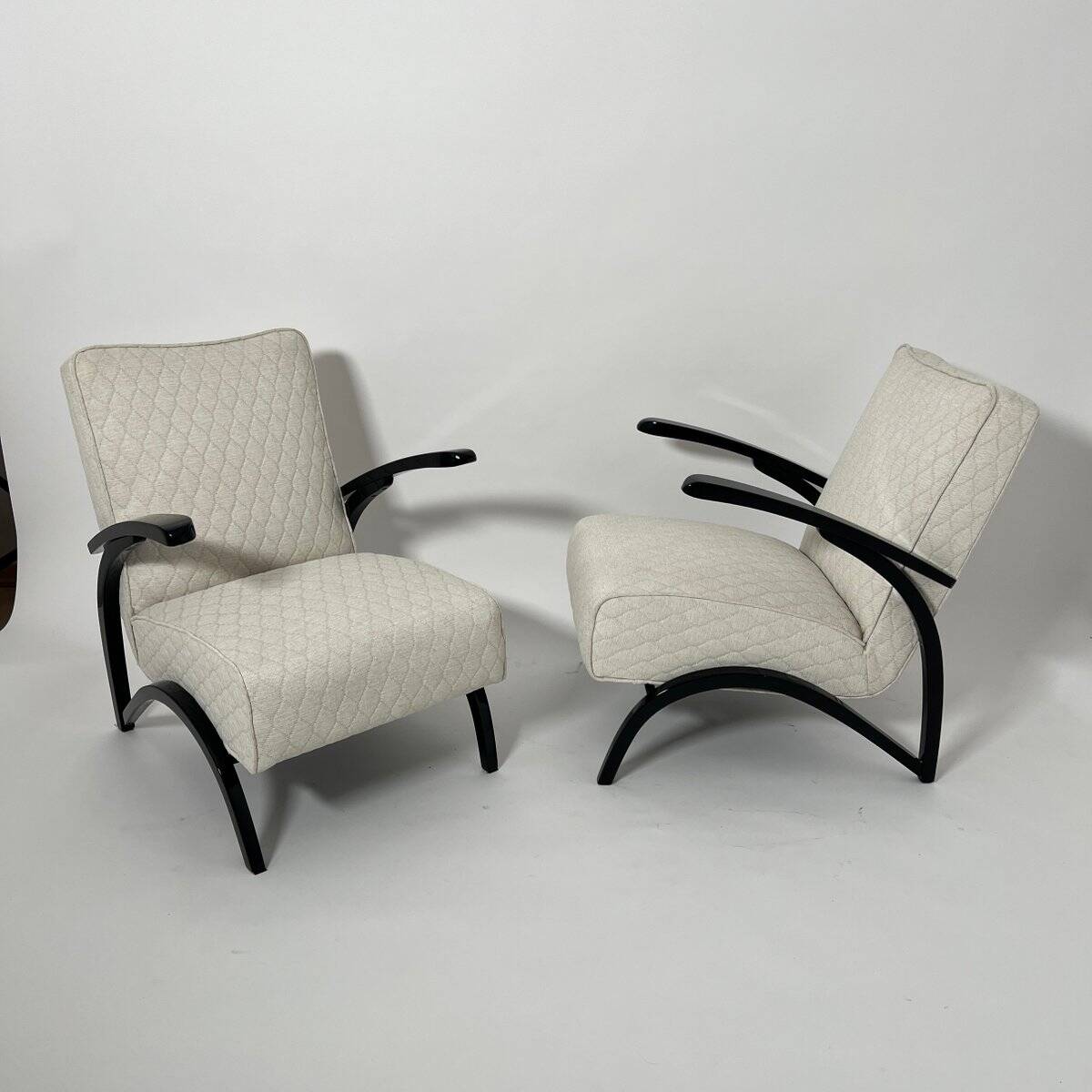 Set of Czechian Art Deco Black Laquered Lounge Chairs attributed to J. Halabala for Up Závody, 1930s
