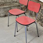 Paire de chaises en formica rose