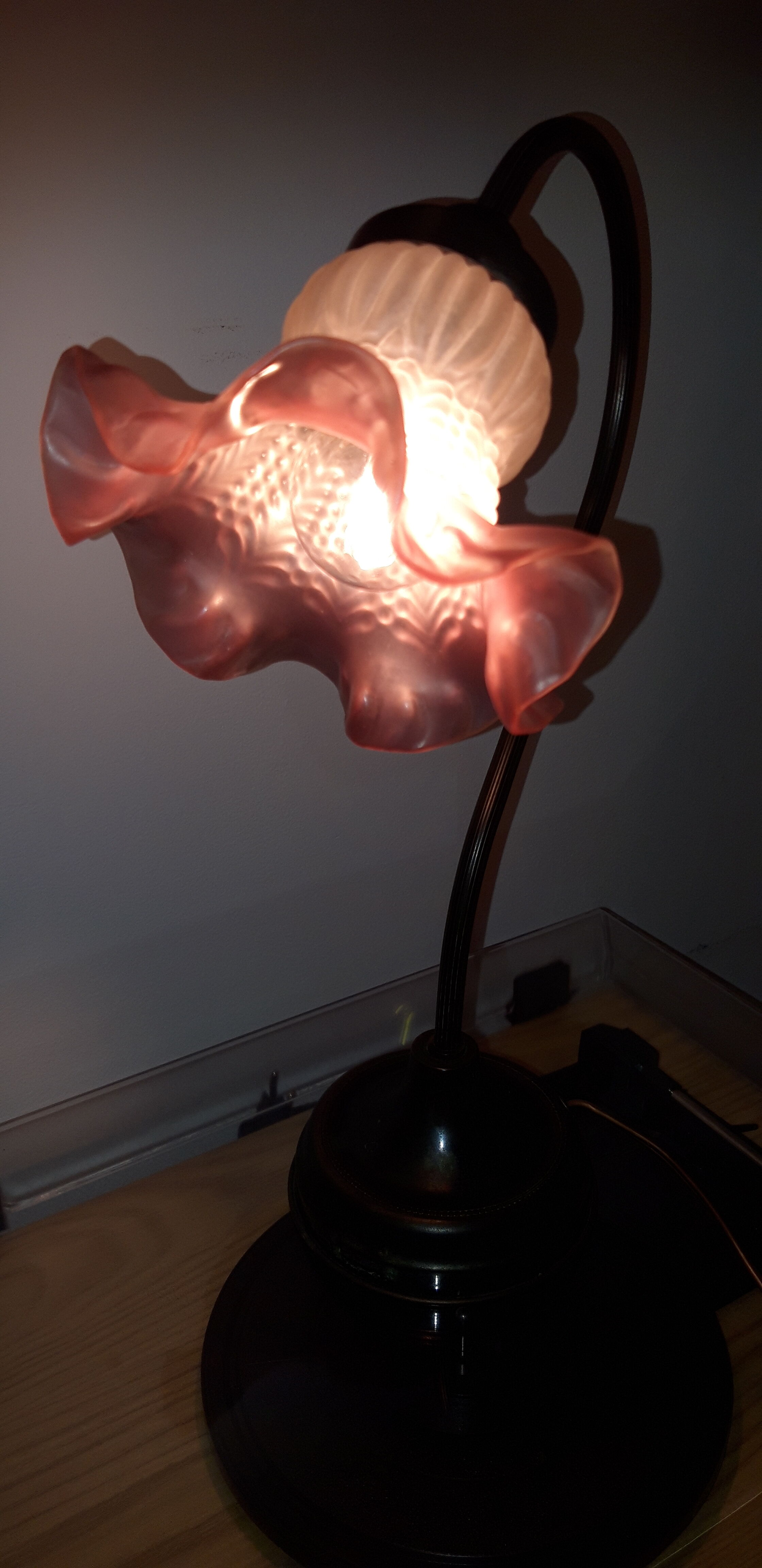 Art Deco sign collar lamp