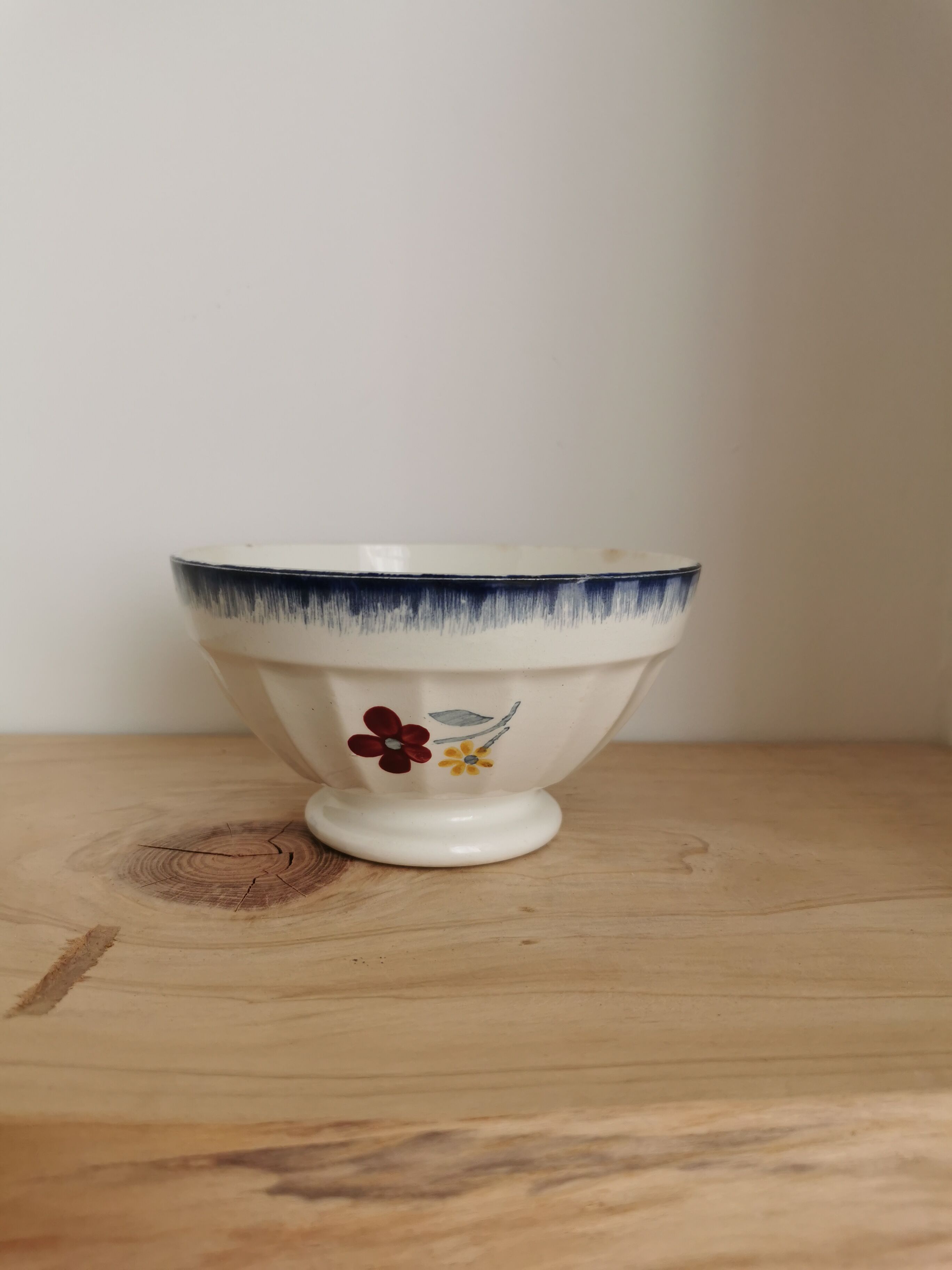 Old bowl Digoin Mary-Lou