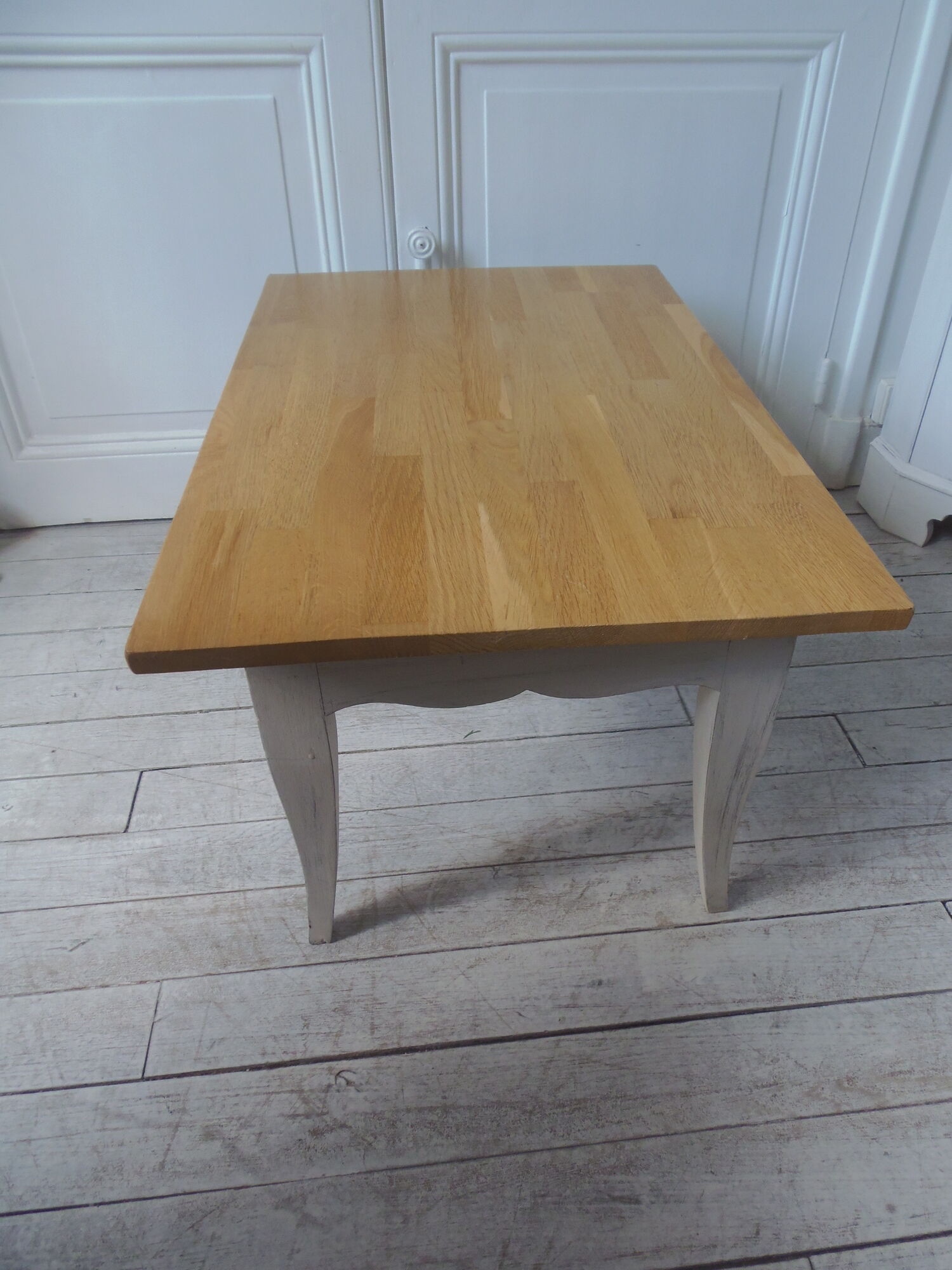Vintage coffee table patinated pearl gray waxed finish, top against glued varnished oak