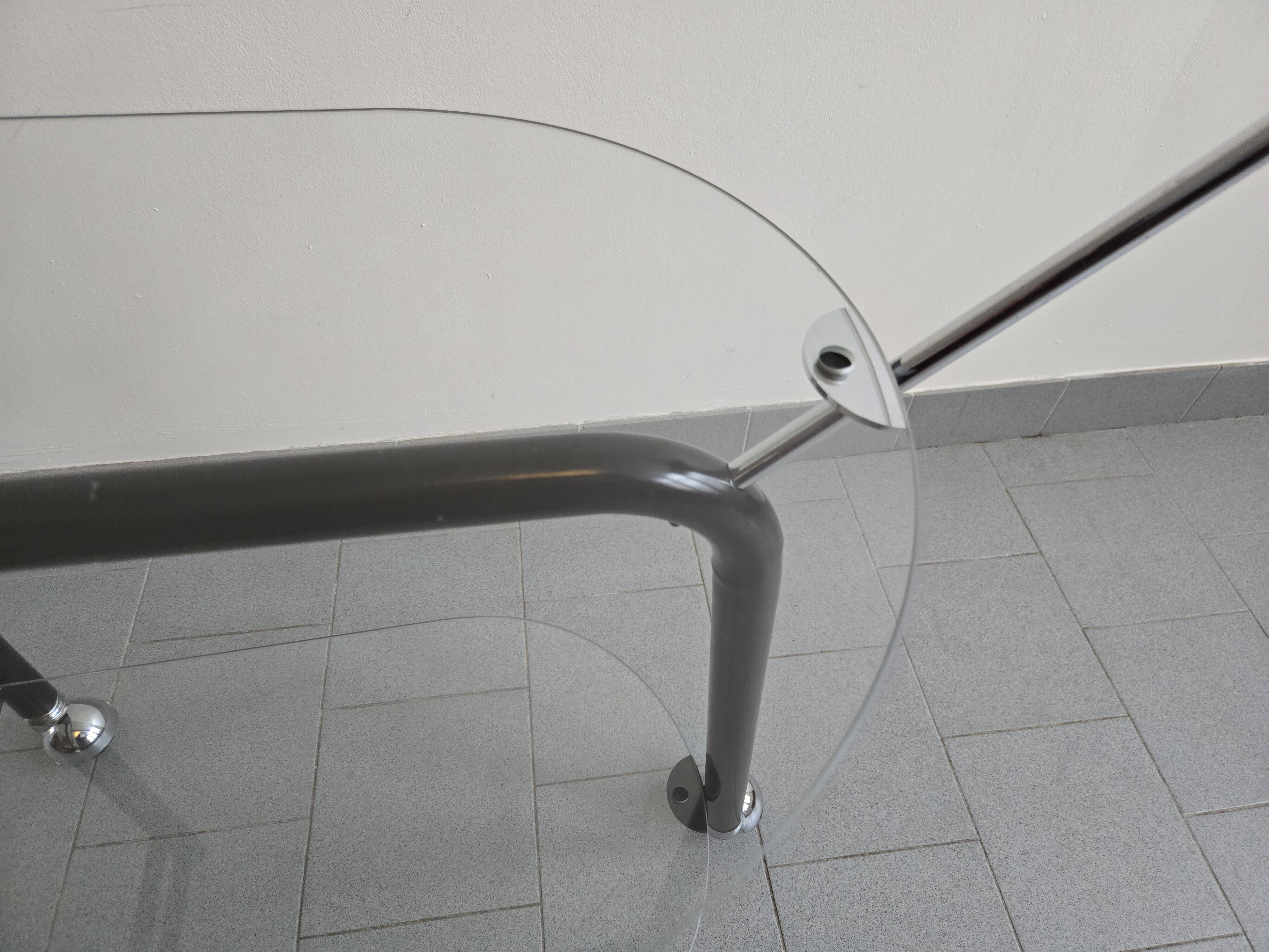 Vintage 1980s rolling trolley