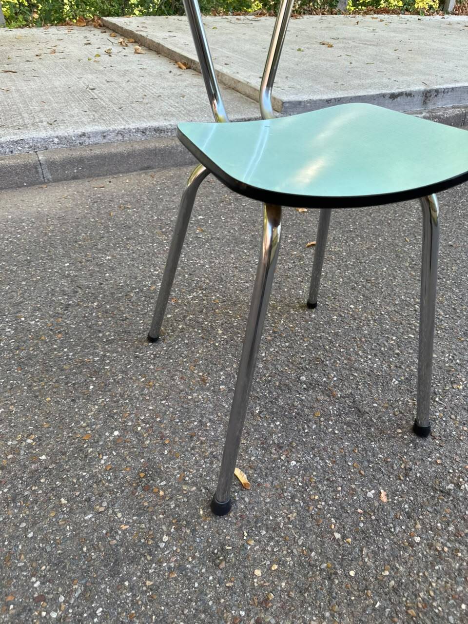 Vintage pastel blue/sea green Formica chair — Retro 50s/60s