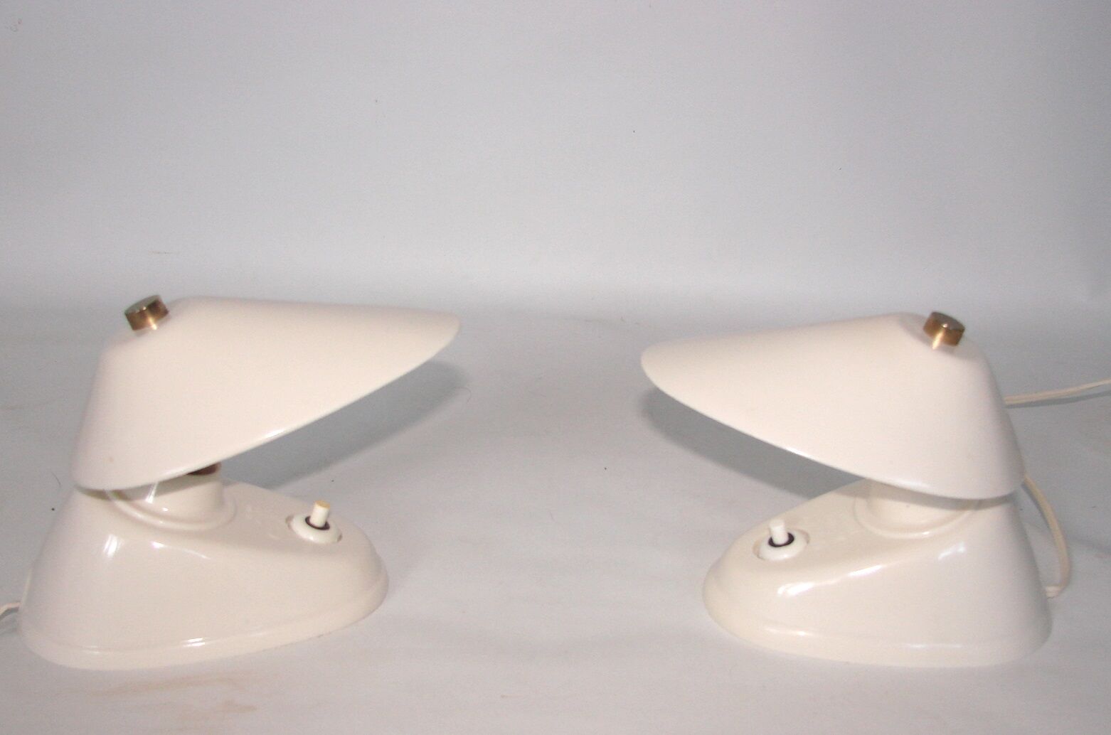 A pair of Bakelite lamps, 50s