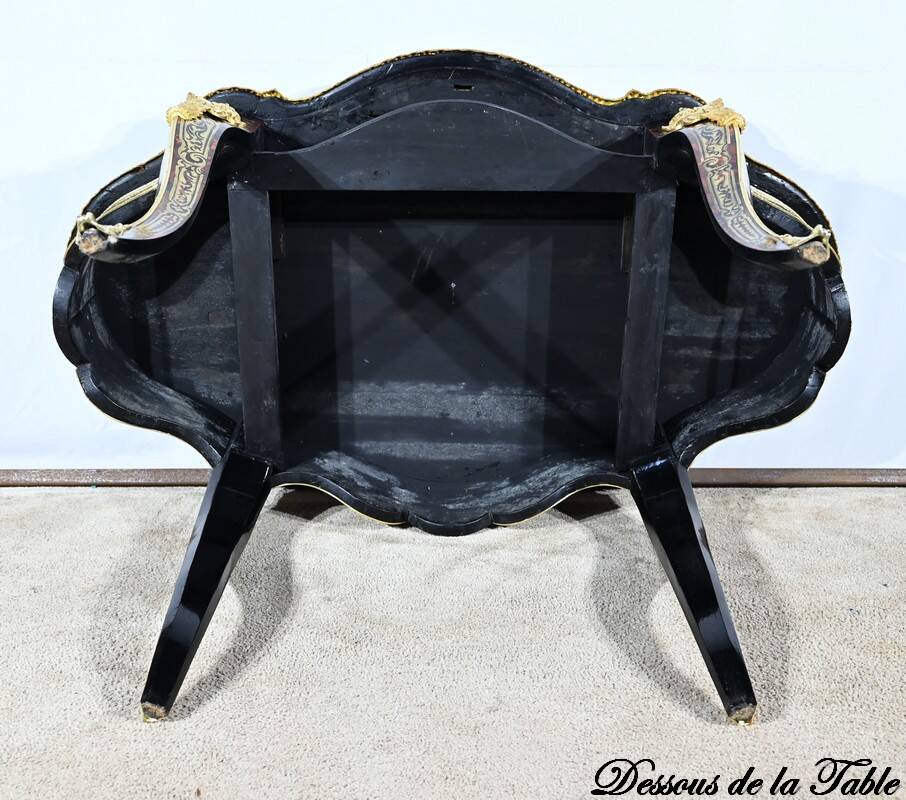 Table d’Apparat en Poirier Noirci, époque Napoléon III – Milieu XIXe