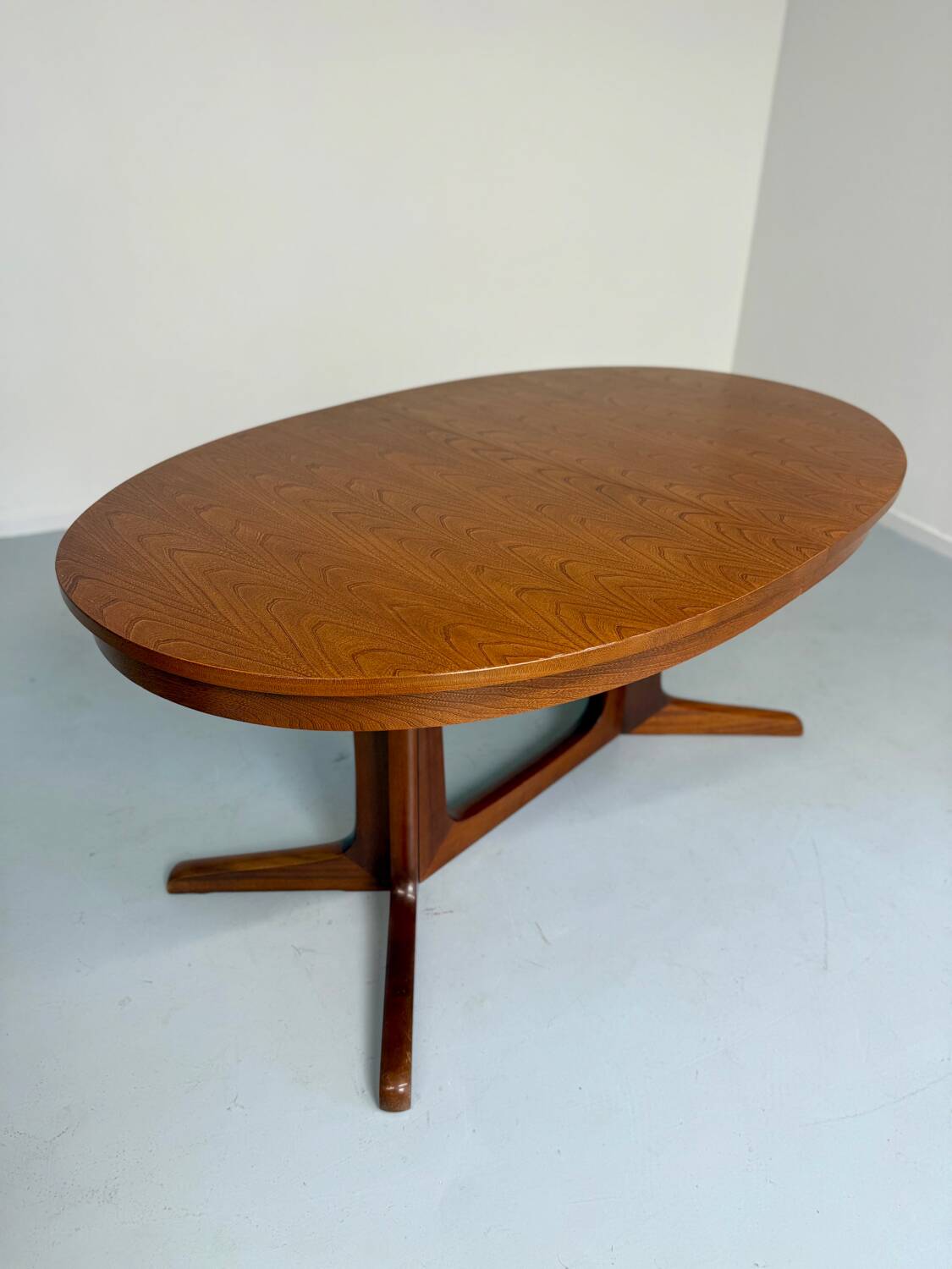 Baumann dining table in rosewood wood, 70s design