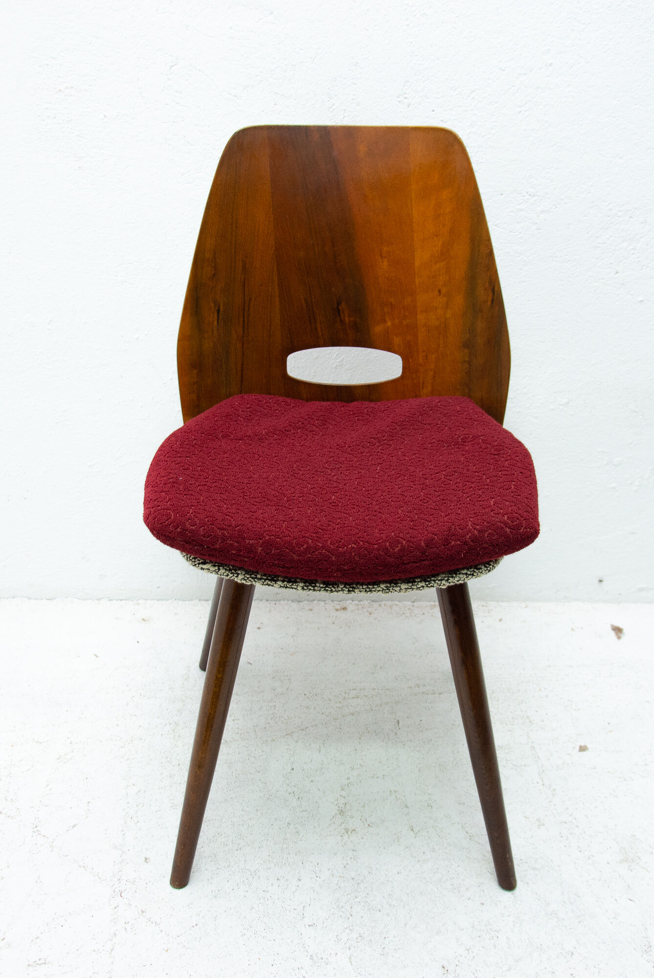 Lot de 4 chaises conçues par Frantisek Jirák pour Tatra Pravenec